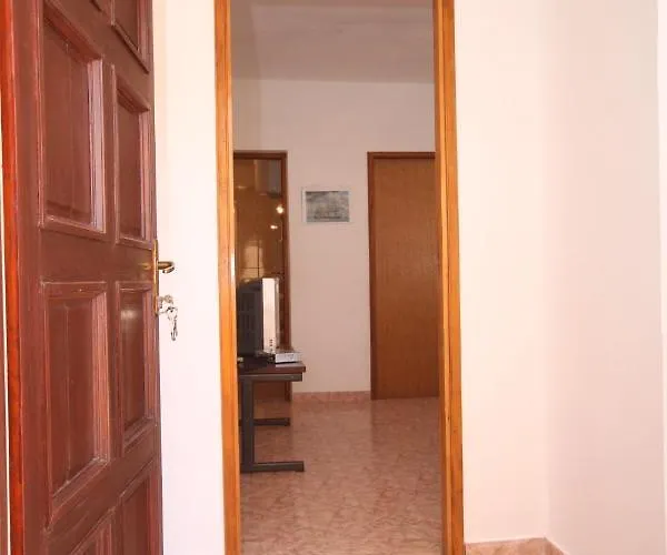 Apartment Apartments By The Sea Pag - 6526 Pag Town