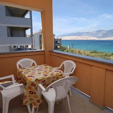 Apartments By The Sea Pag - 6526 Apartment Pag Town